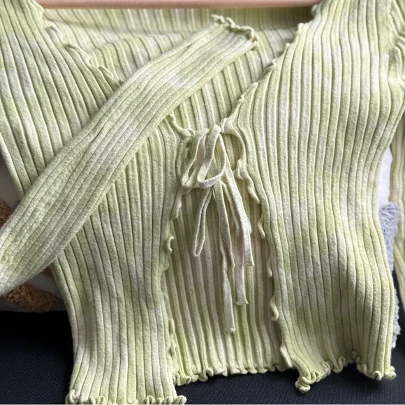 American Eagle Y2K Green Tie Dye Cardigan Top – Size S, Great Condition - Picture 7 of 10